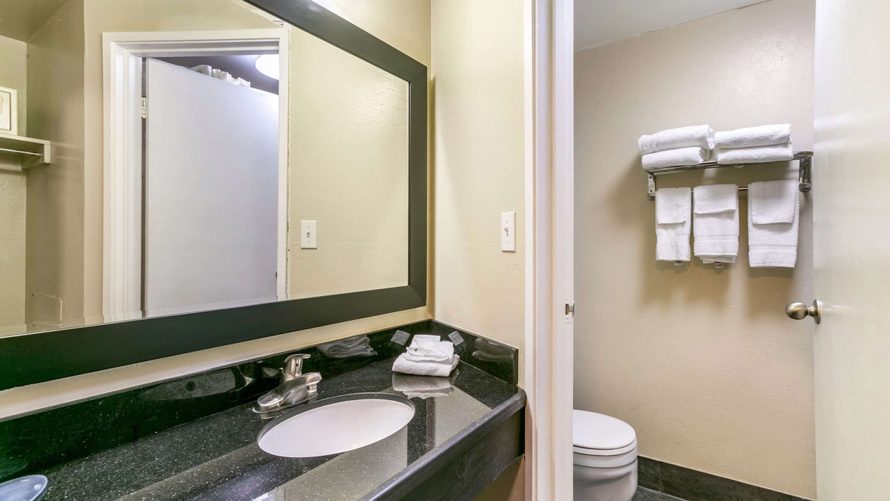 Photo of Bathroom in Rawlins