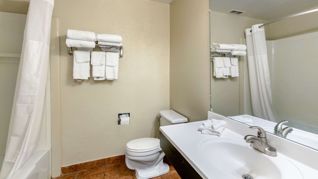 Photo of Bathroom in Rawlins