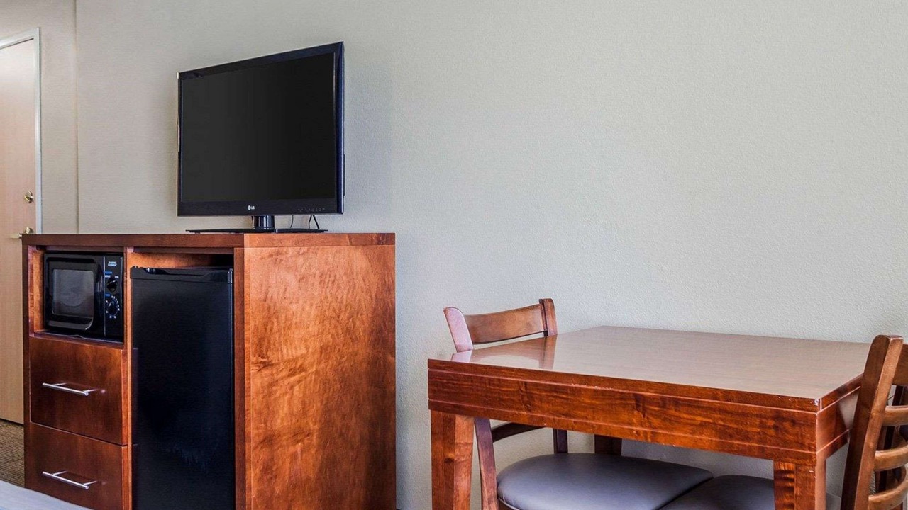Photo of Bedroom in Moberly