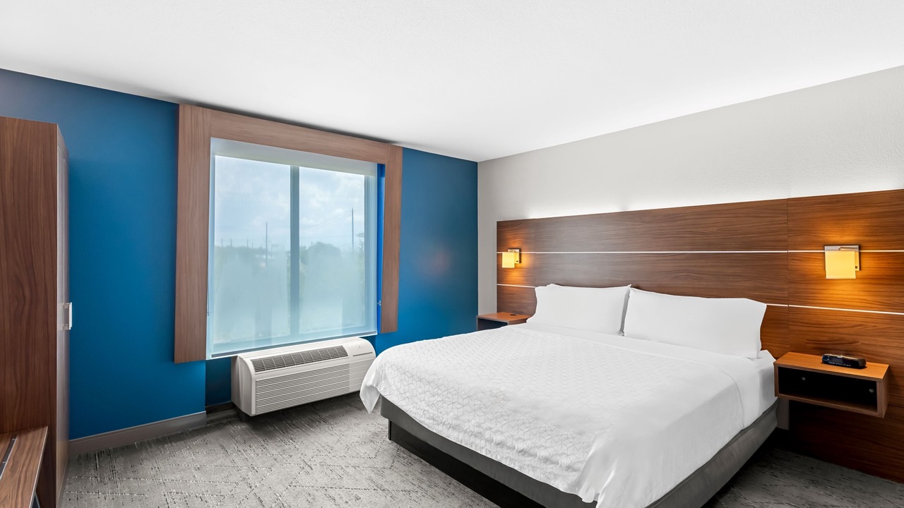 Photo of Bedroom in Sunset Valley