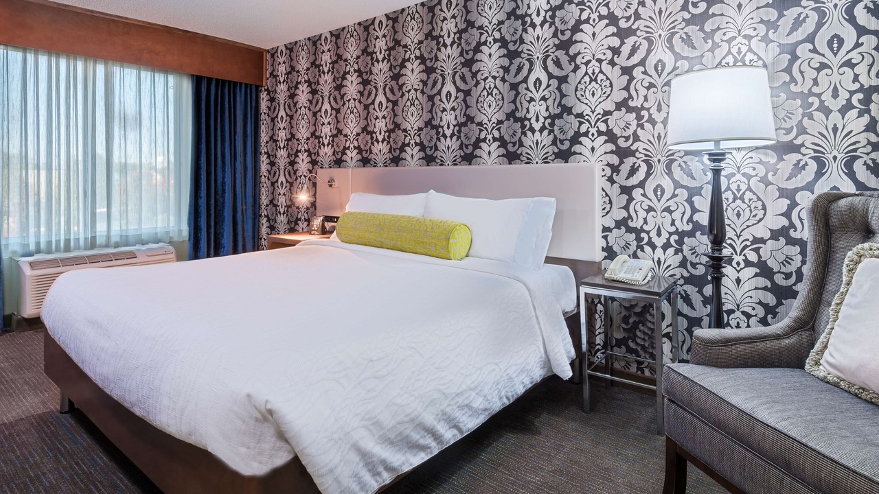 Photo of Bedroom in East Garden City