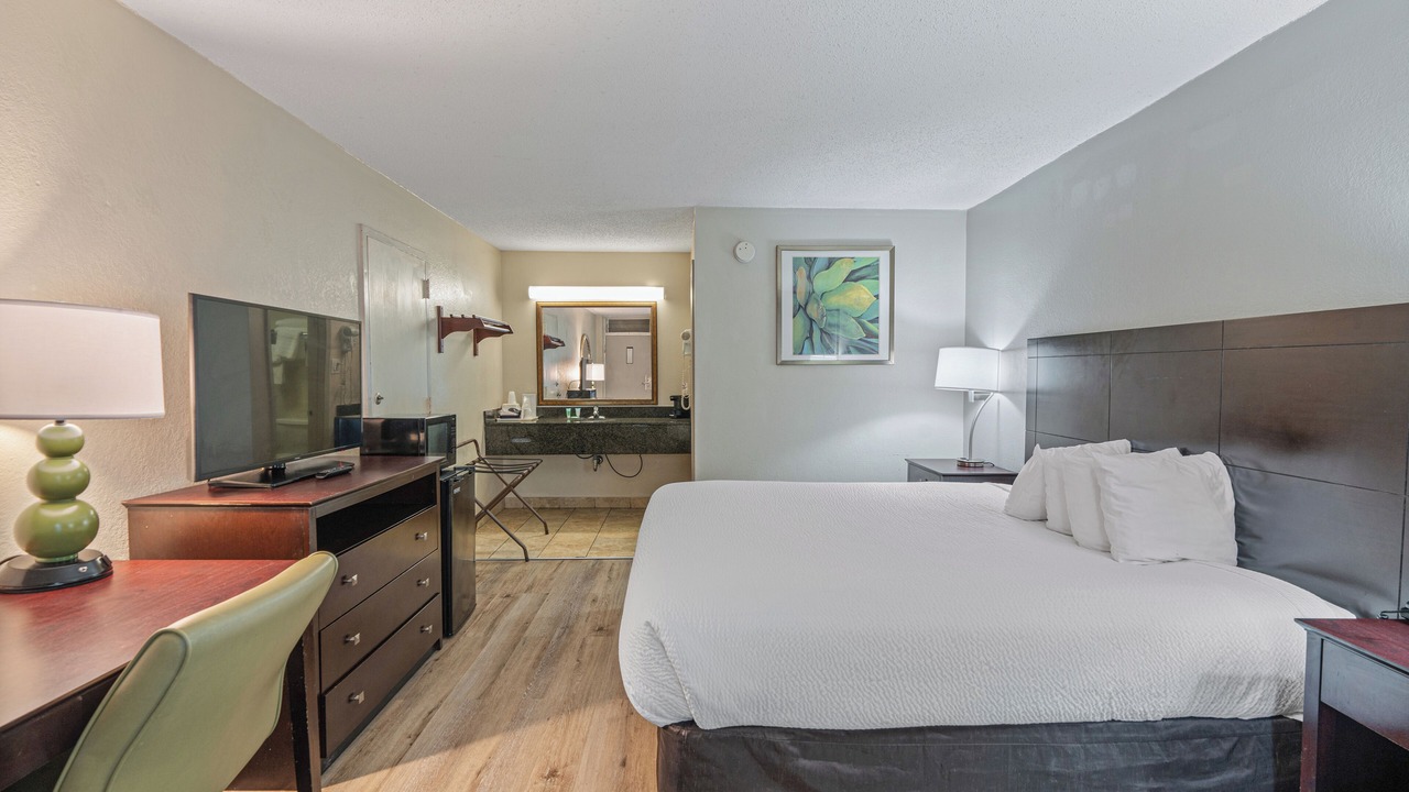Photo of Bedroom in Houma