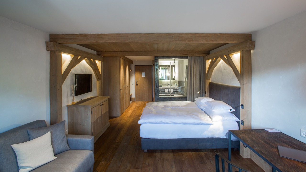 Photo of Bedroom in Zweisimmen Nr Gstaad