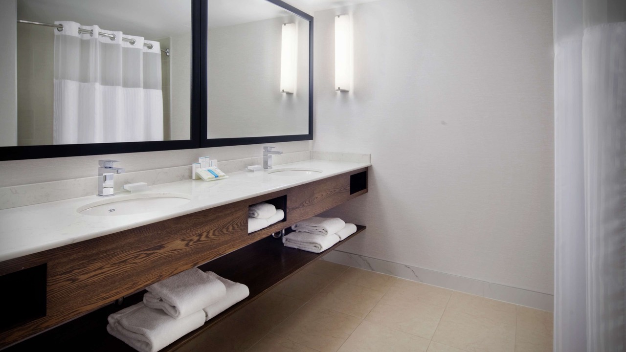 Photo of Bathroom in Saint-Laurent