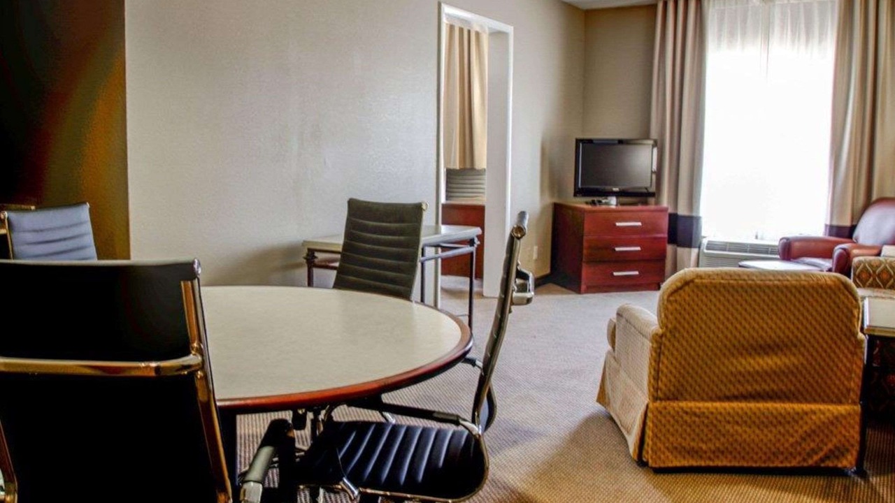 Photo of Others in Gadsden