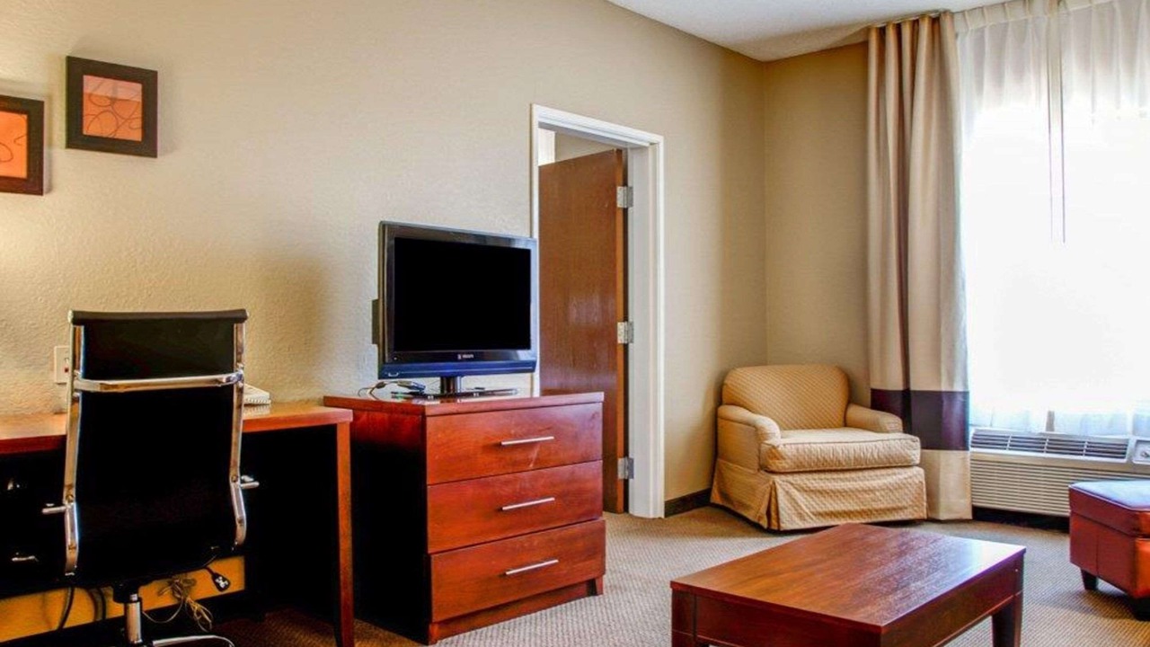 Photo of Others in Gadsden