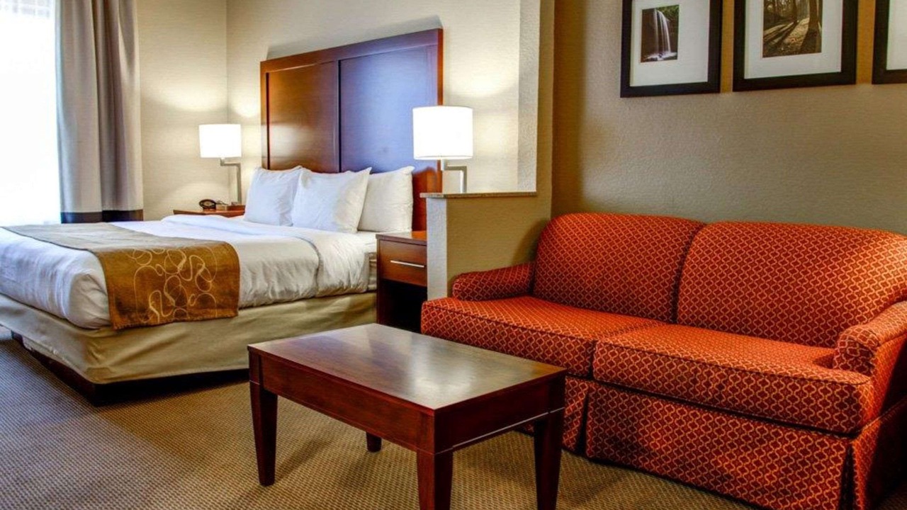 Photo of Others in Gadsden