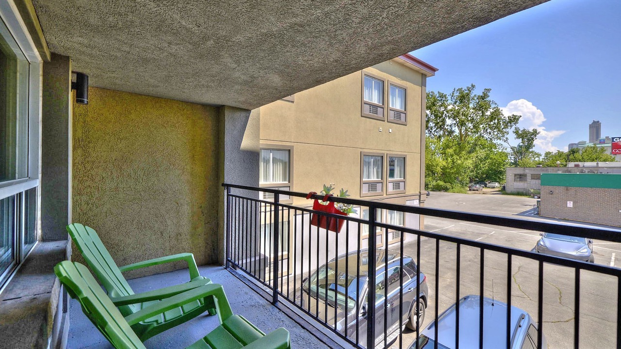 Photo of Patio Balcony in Niagara Falls