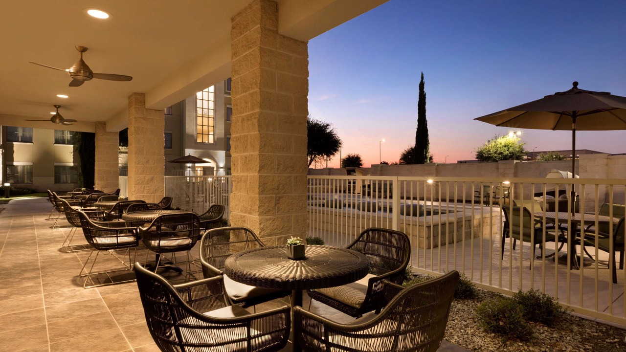 Photo of Patio Balcony in Plano