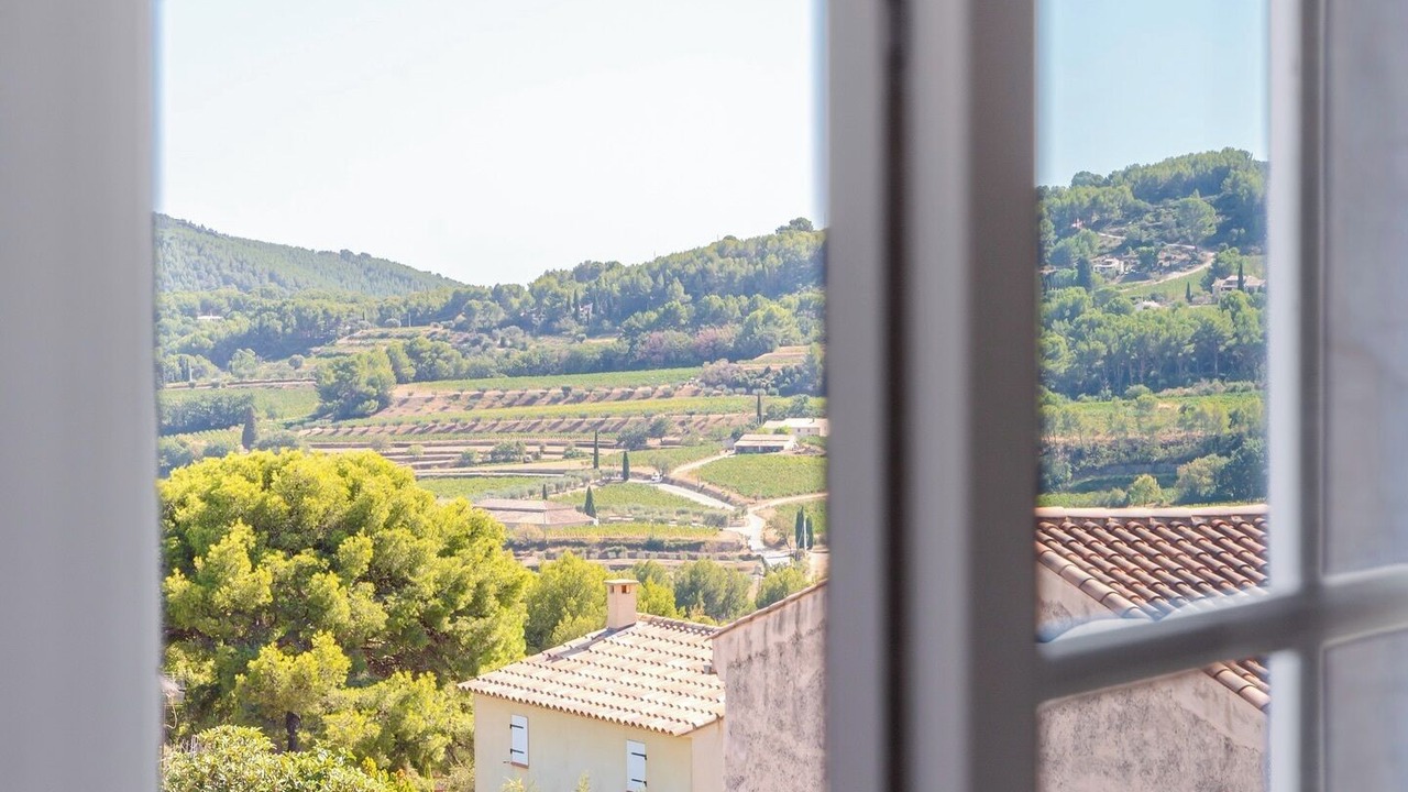 Photo of Bedroom in La Cadiere-d'Azur