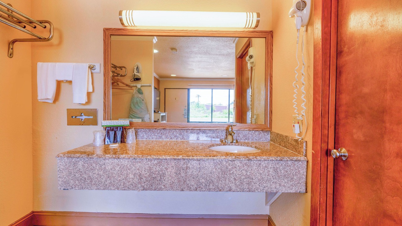 Photo of Bathroom in La Grange
