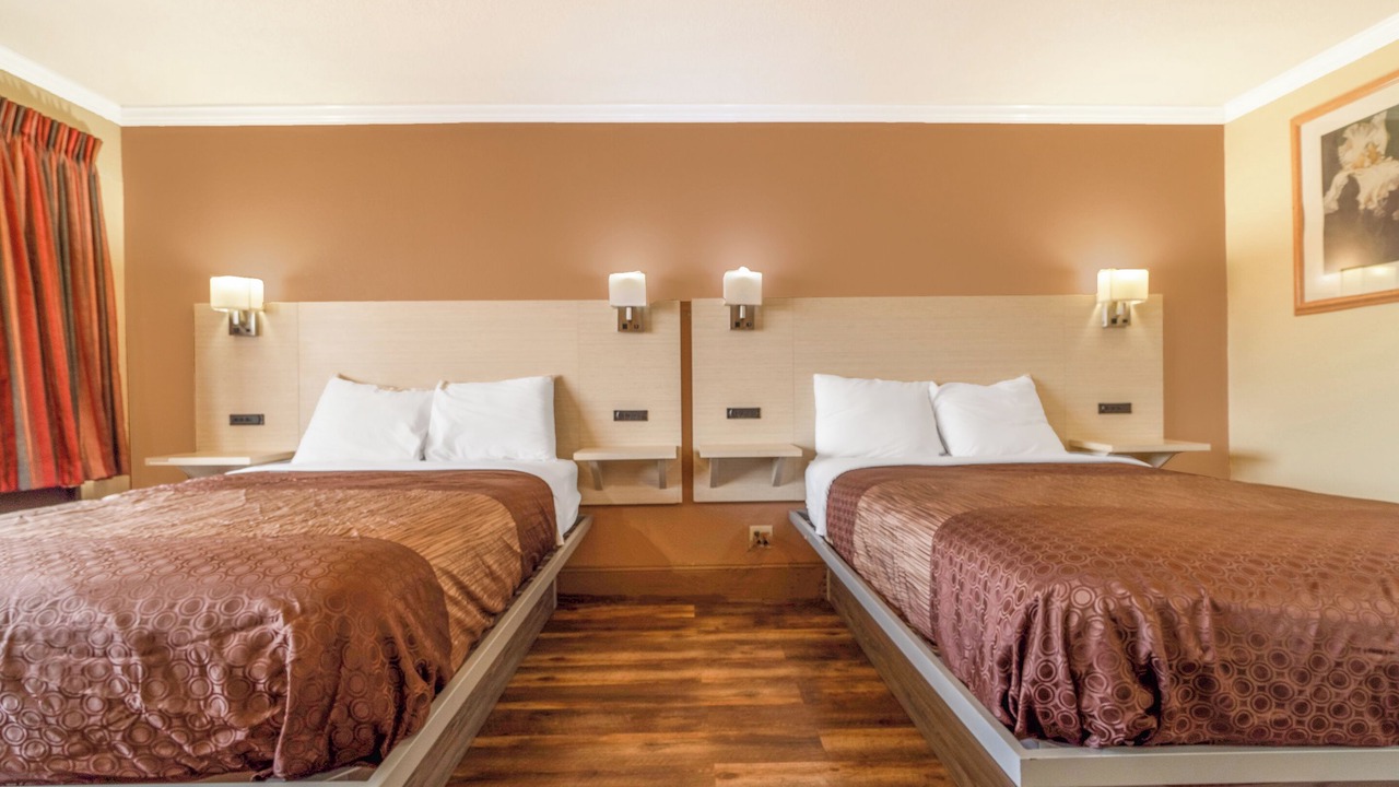 Photo of Bedroom in La Grange
