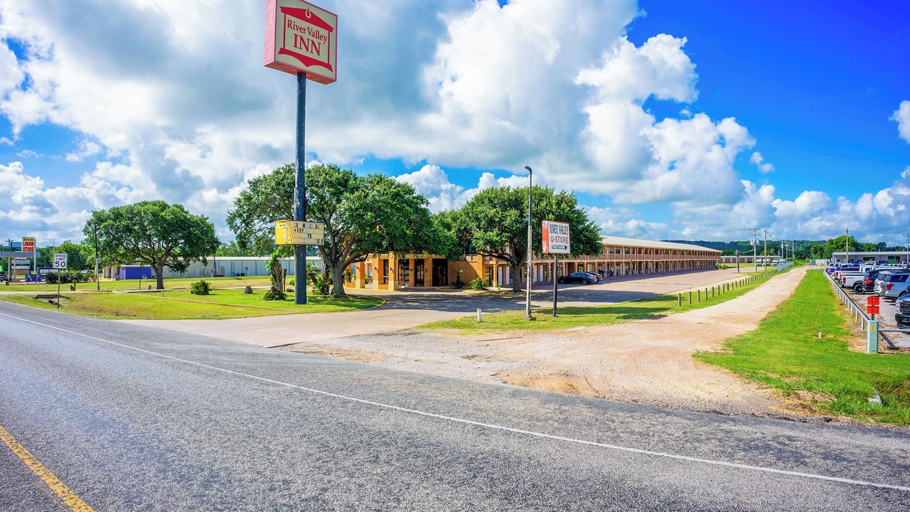 Photo of Outdoor in La Grange