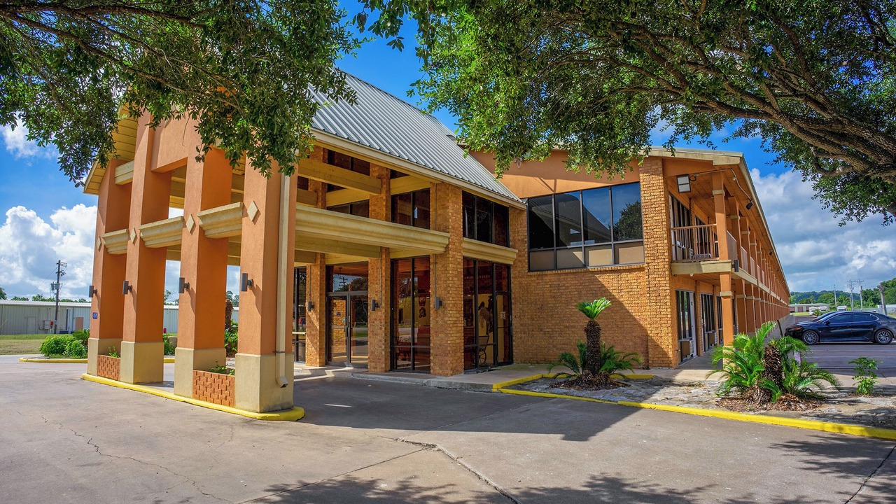 Photo of Outdoor in La Grange
