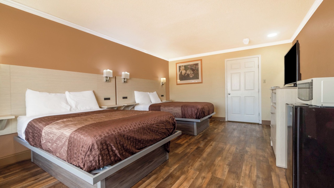 Photo of Bedroom in La Grange