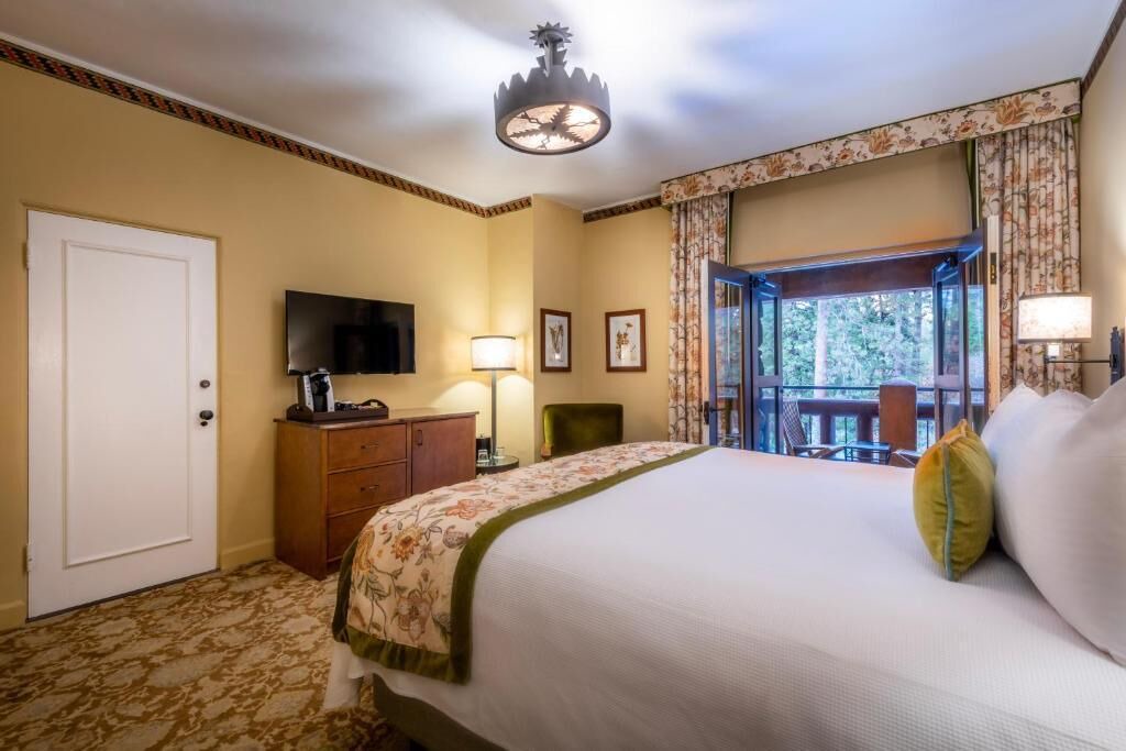 Photo of Bedroom in Yosemite Village