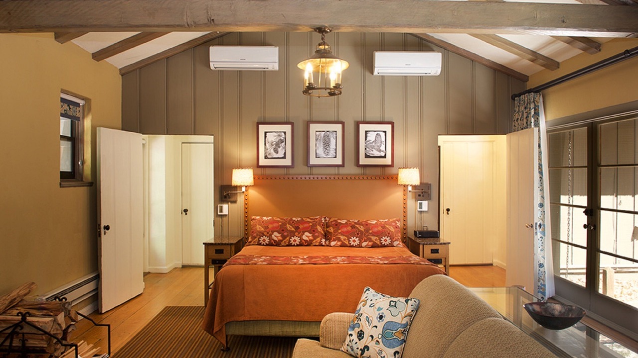 Photo of Bedroom in Yosemite Village