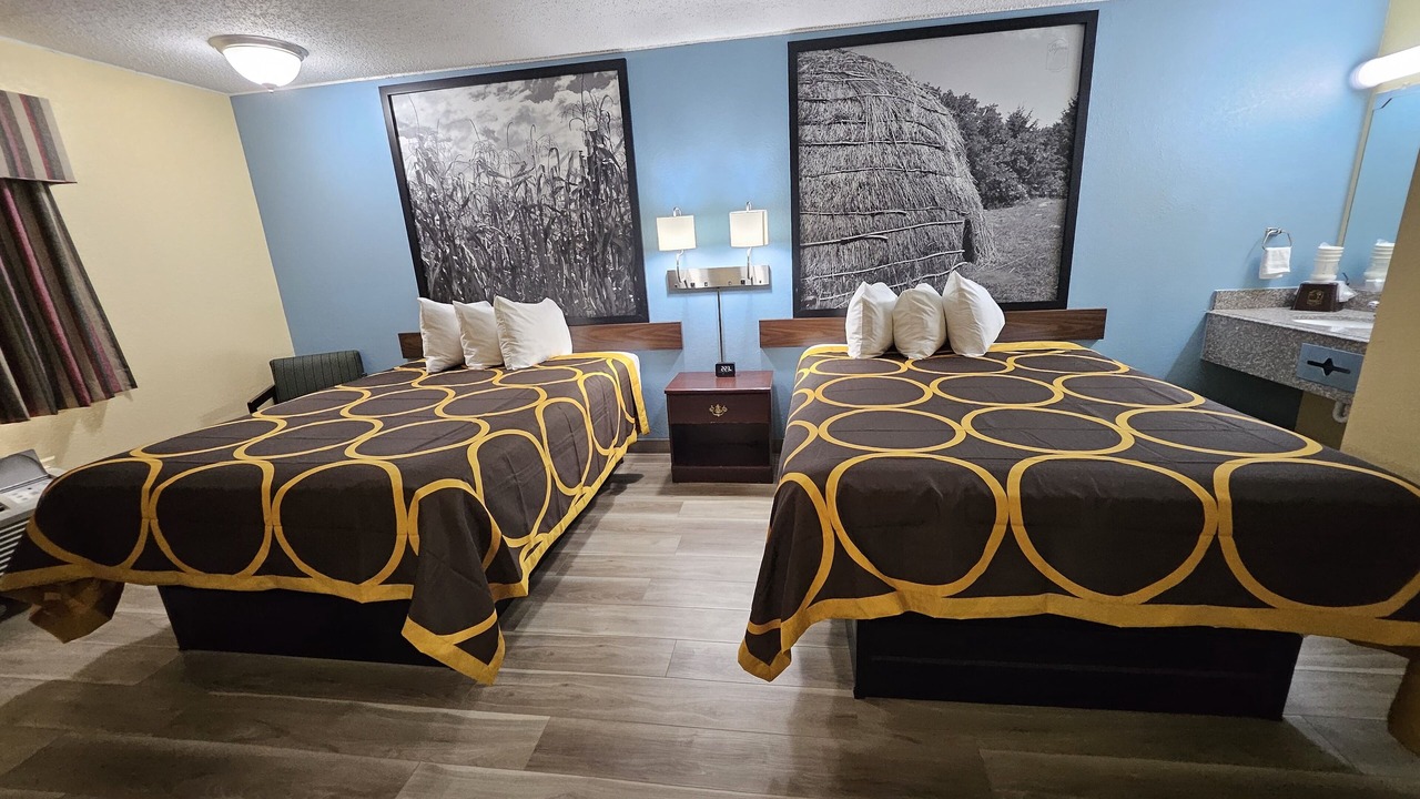 Photo of Bedroom in Clinton