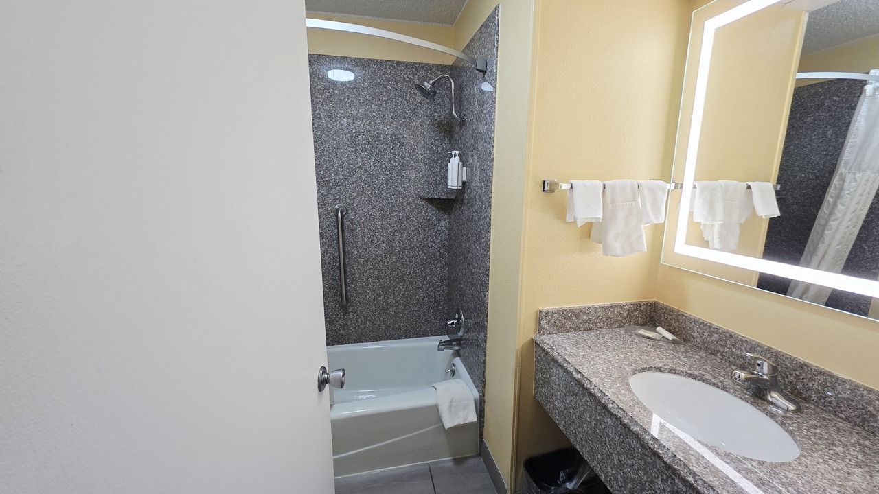 Photo of Bathroom in Clinton