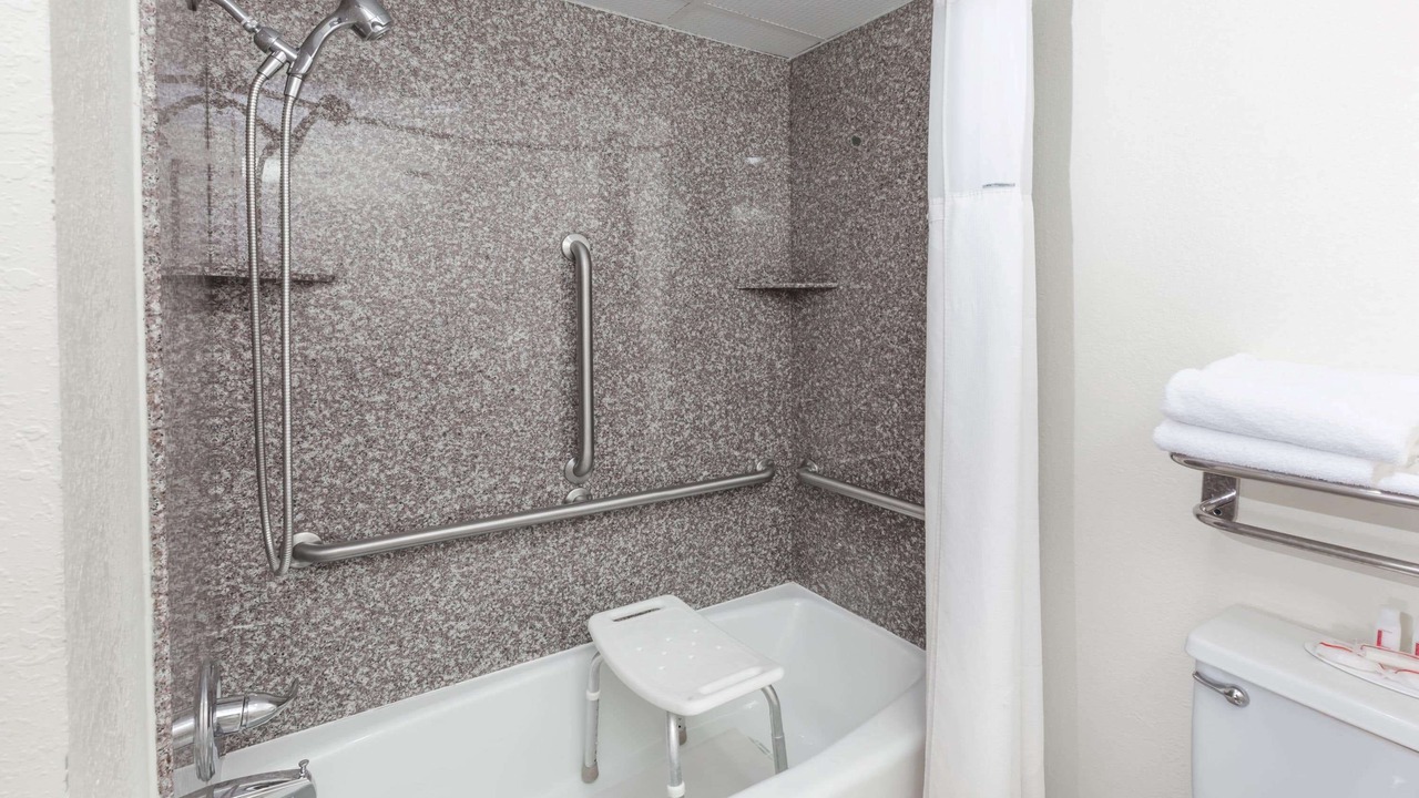 Photo of Bathroom in Clinton