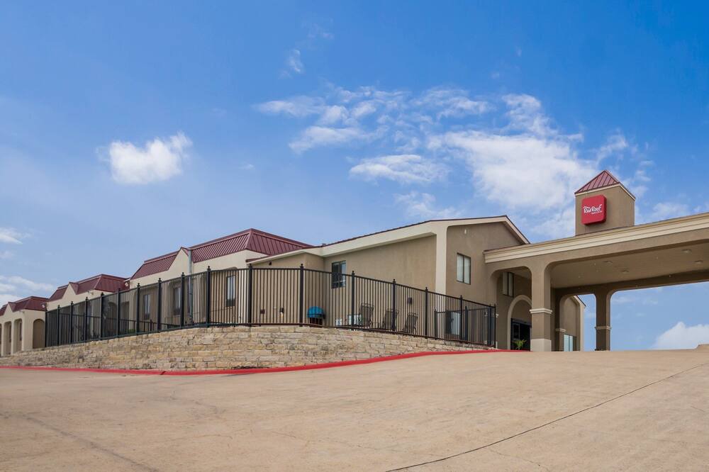 Photo of Outdoor in Manor