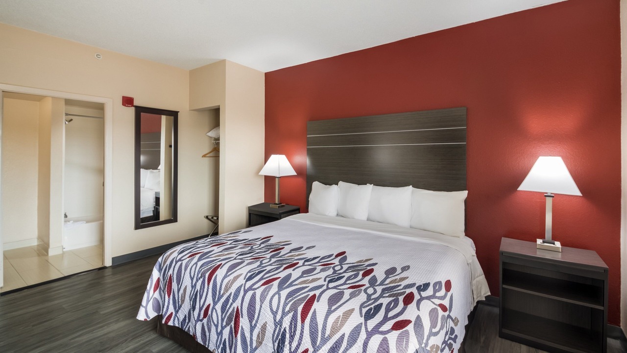 Photo of Bedroom in Manor