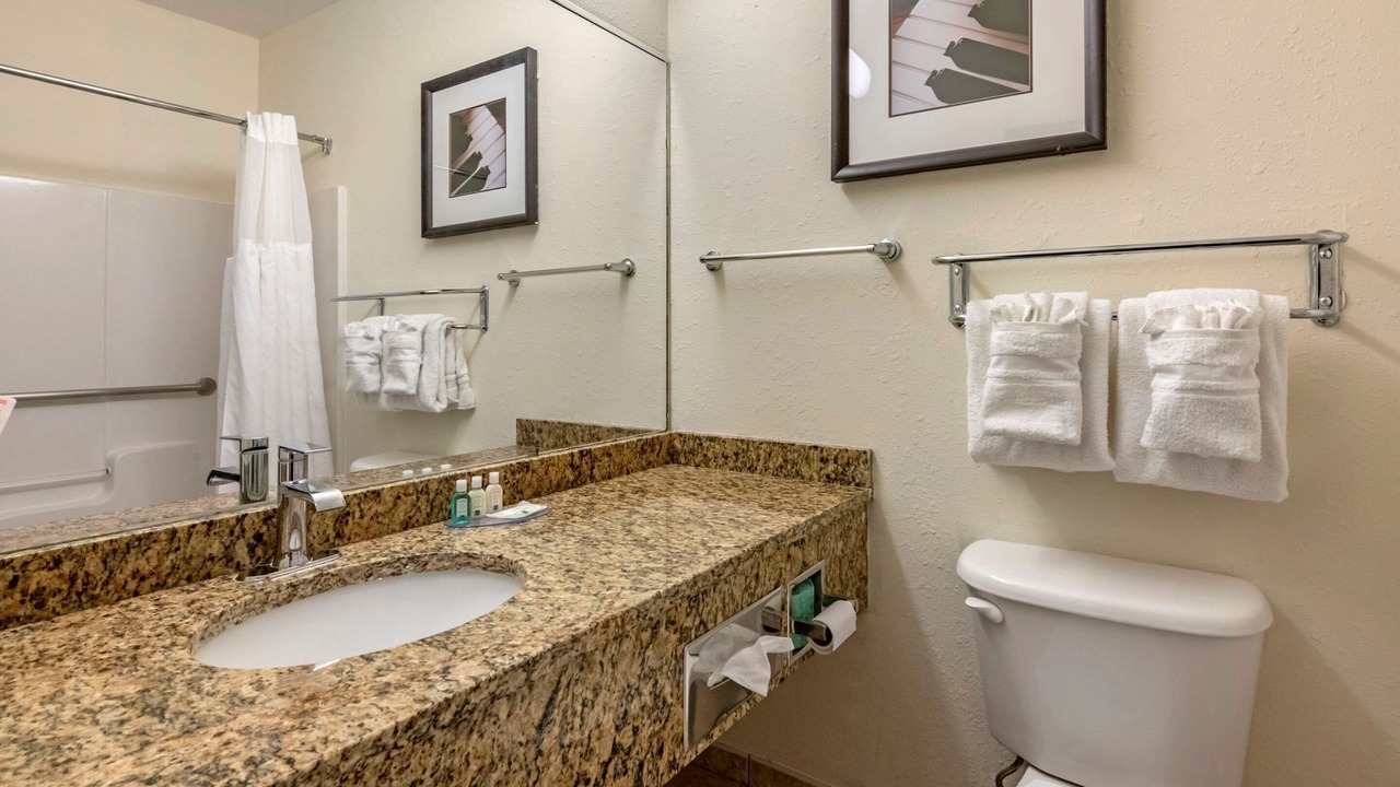 Photo of Bathroom in Zephyrhills