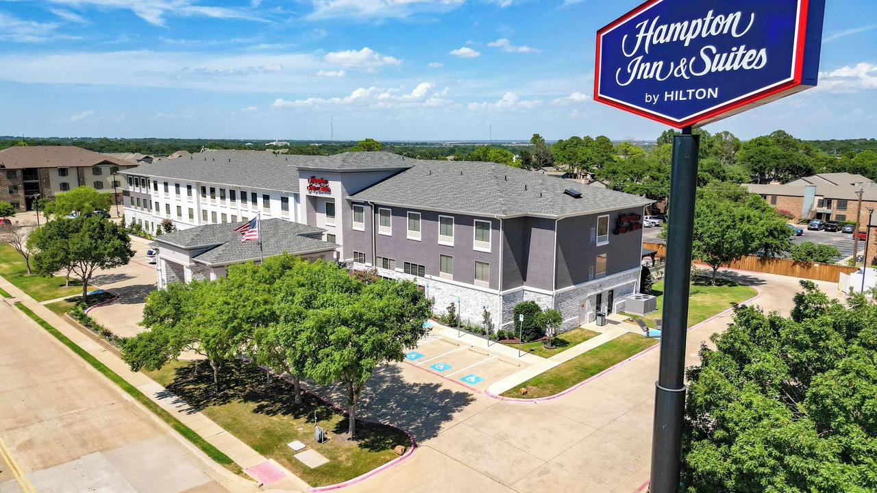 Photo of Outdoor in Denton