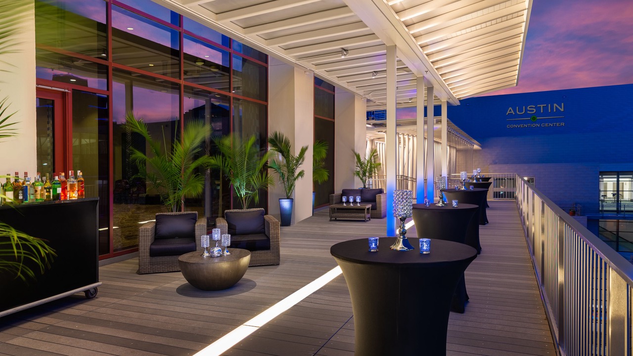 Photo of Patio Balcony in Waller Creek District