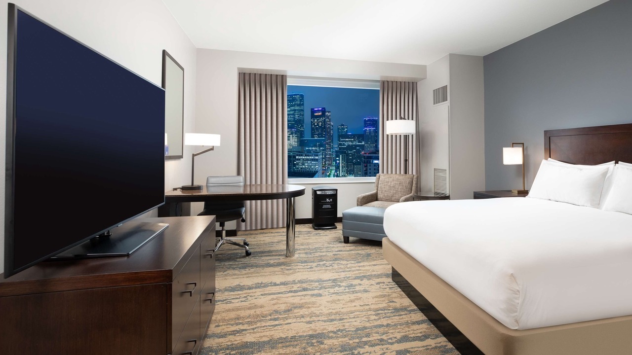 Photo of Bedroom in Houston Convention District