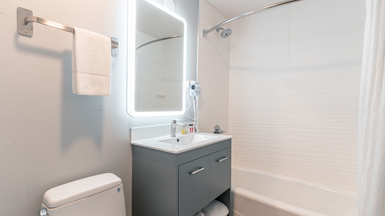 Photo of Bathroom in Pacific Heights