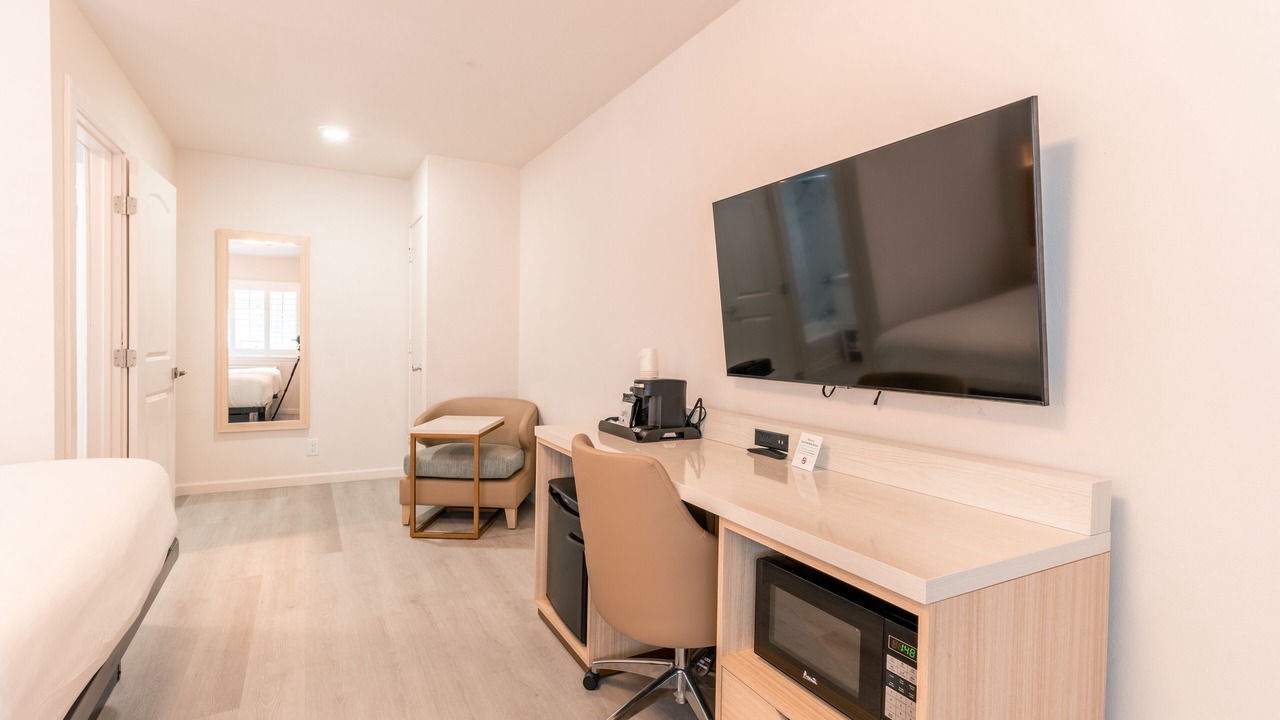 Photo of Bedroom in Pacific Heights