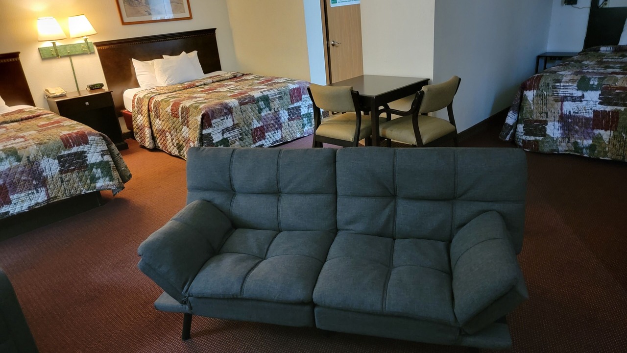 Photo of Bedroom in Wamego