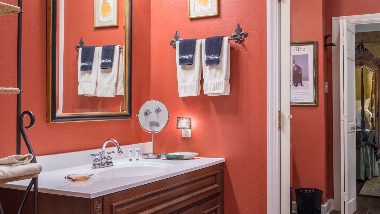 Photo of Bathroom in Highlands - Perkins