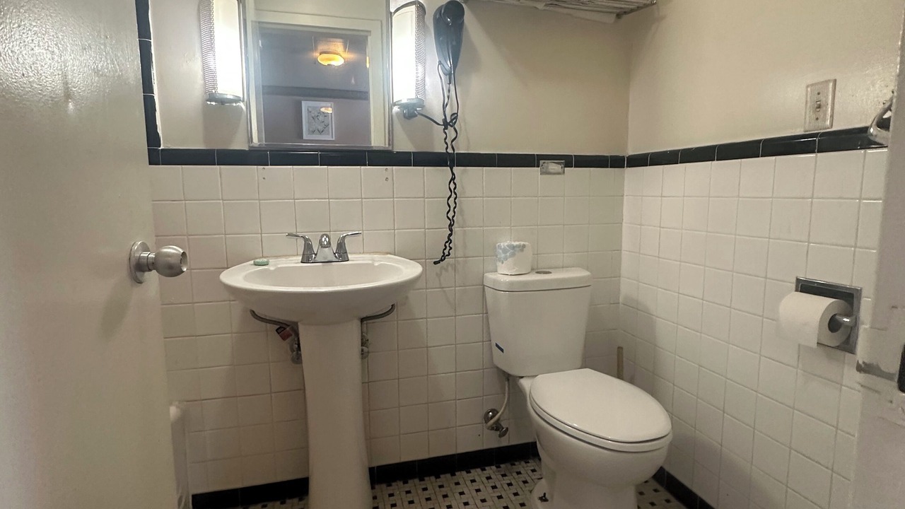 Photo of Others in Elmira