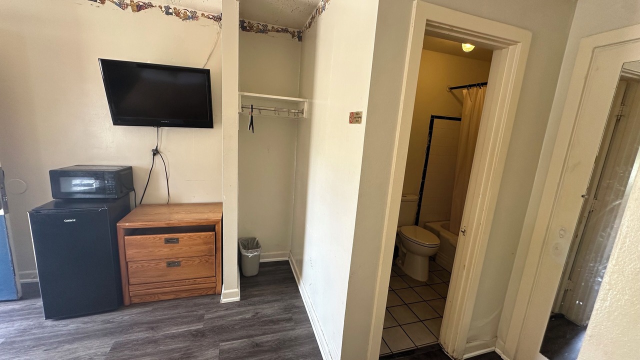 Photo of Others in Elmira