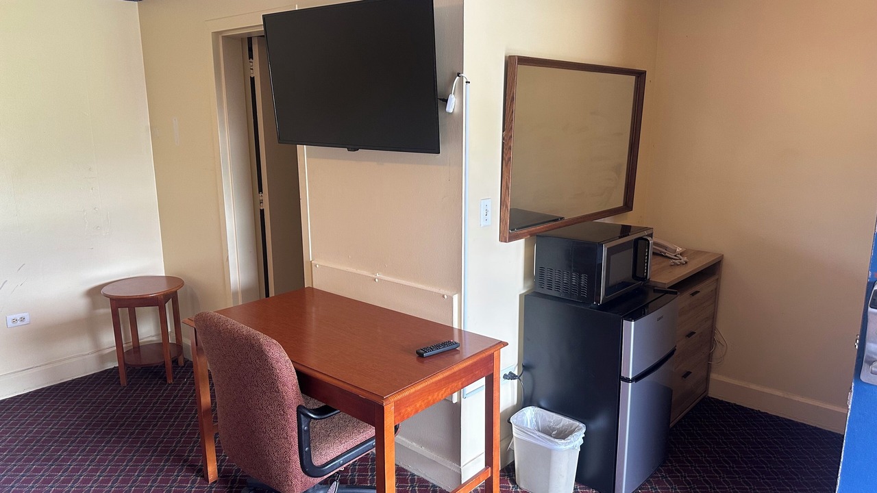 Photo of Others in Elmira