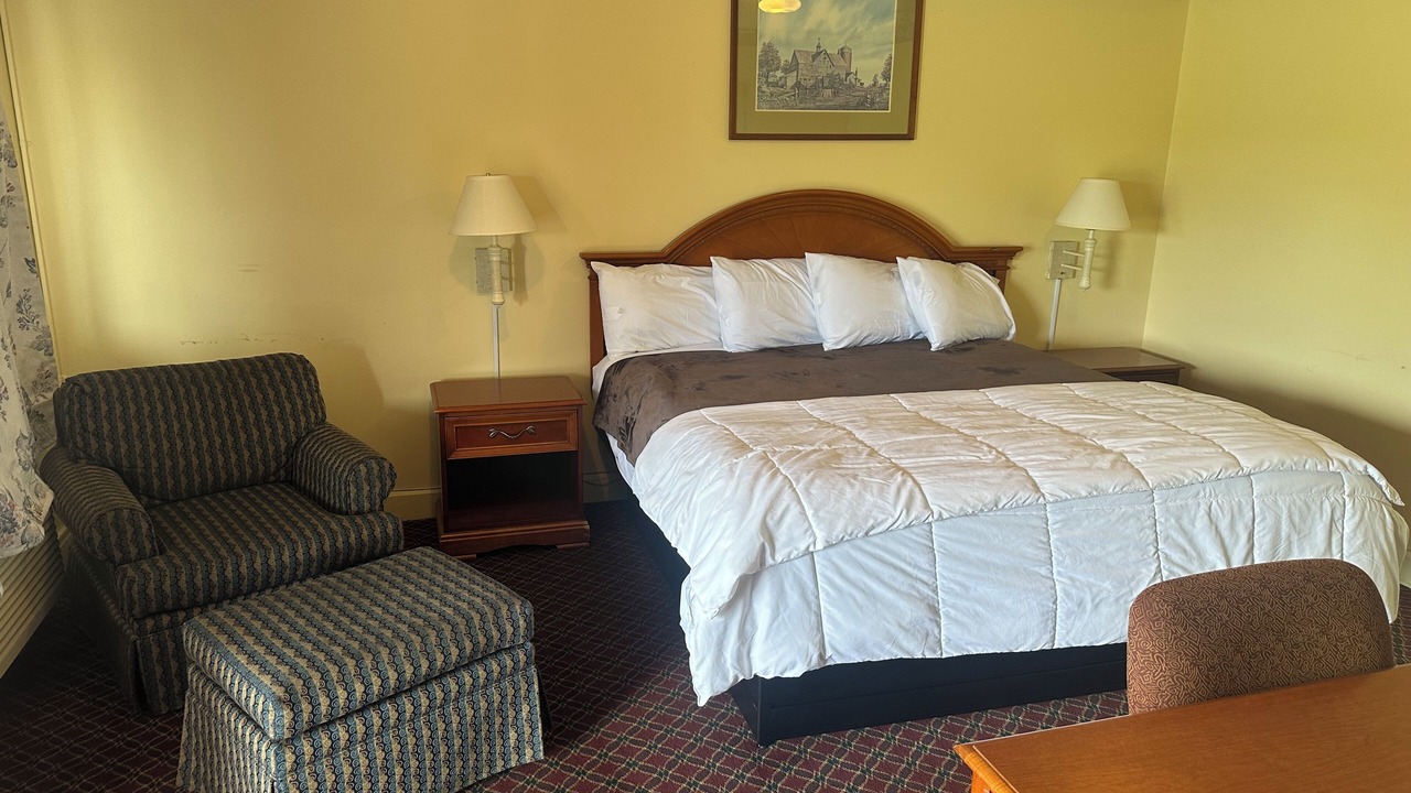 Photo of Others in Elmira