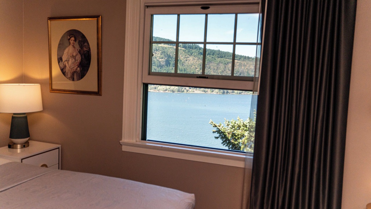 Photo of Bedroom in Hood River