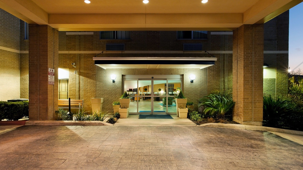 Photo of Outdoor in Near East Side