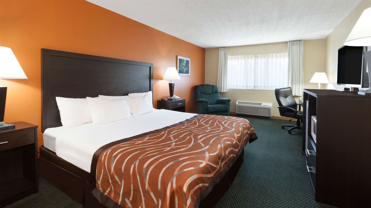 Photo of Bedroom in Midland