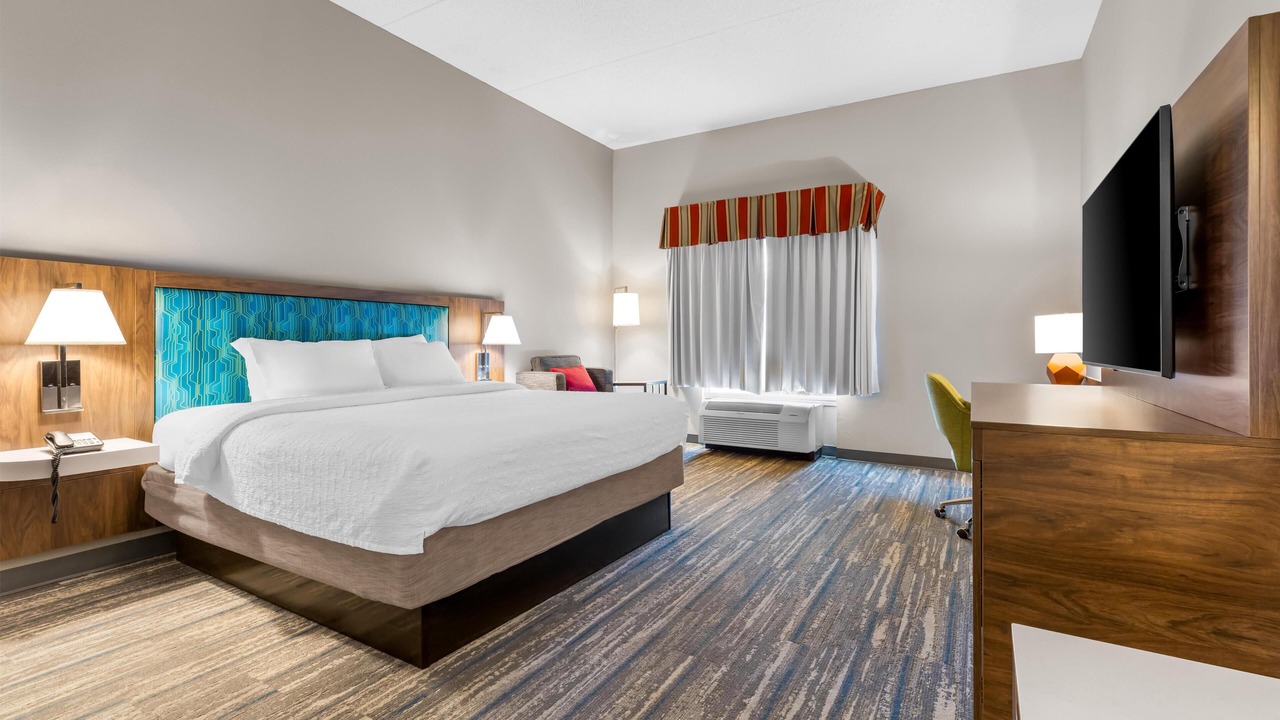 Photo of Bedroom in Guntersville