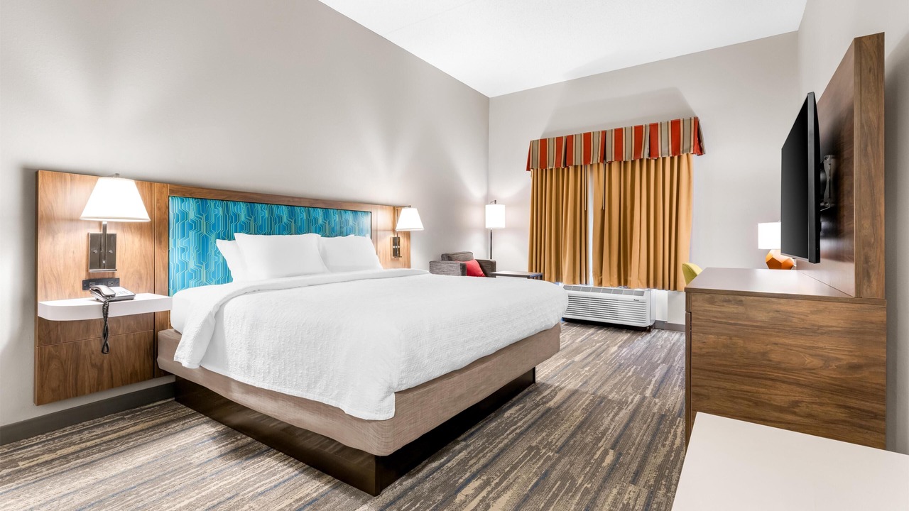 Photo of Bedroom in Guntersville