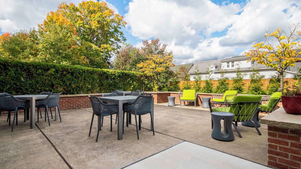 Photo of Patio Balcony in East Aurora