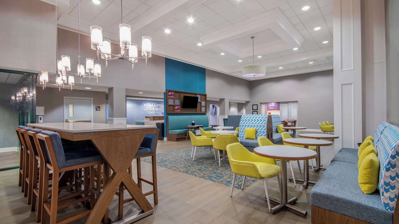 Photo of Others in East Aurora