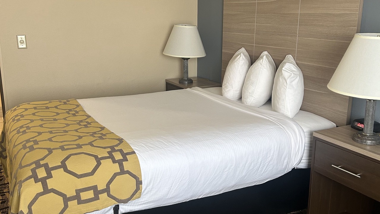 Photo of Bedroom in St. Robert