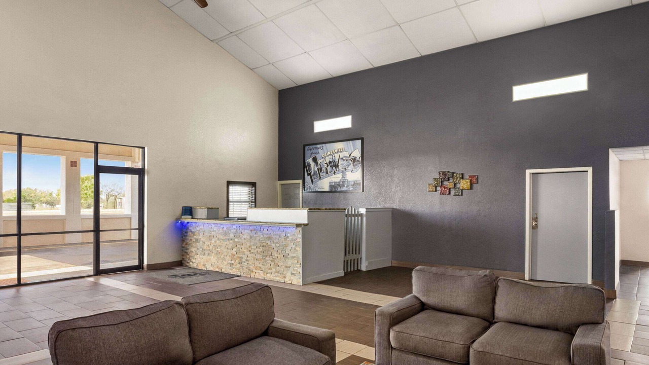 Photo of Livingroom in Gainesville