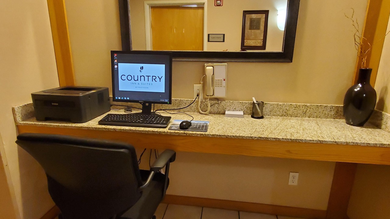 Photo of Others in Larkspur