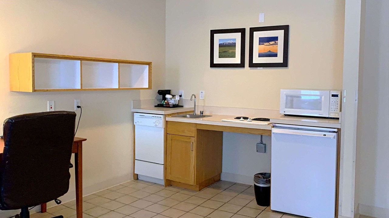 Photo of Others in Larkspur