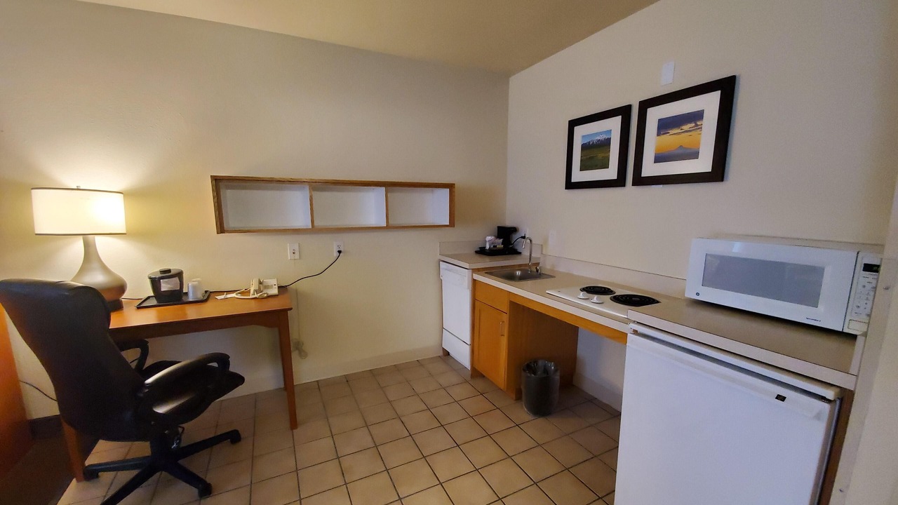 Photo of Others in Larkspur